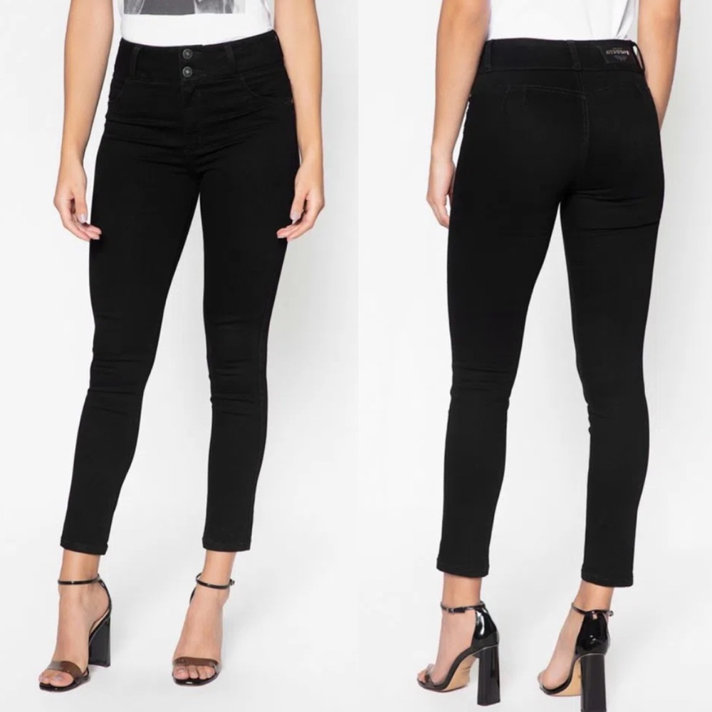 STUDIO F black double button skinny stretch jeans Colombian size 6